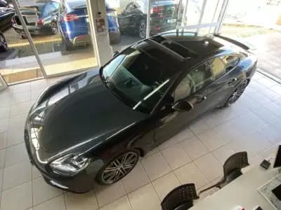 Sell Porsche Panamera 2018 - 60500 EUR, 104962 km - AUTO.MOTO.pt