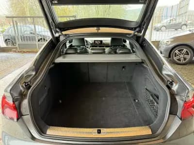 Sell Audi A5 Sportback 2019 - 33500 EUR, 98486 km - AUTO.MOTO.pt