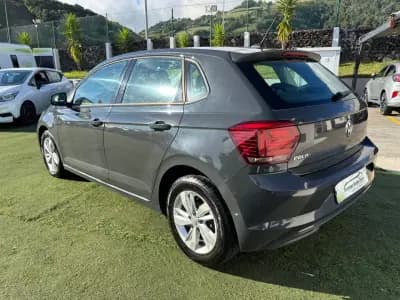 Vendo Volkswagen Polo 2018 - 17990 EUR, 58112 km - AUTO.MOTO.pt