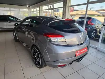 Vendo Renault Mégane Coupe 2010 - 18950 EUR, 157000 km - AUTO.MOTO.pt