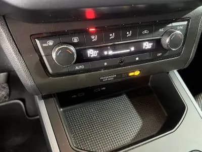 Sell SEAT Arona 2021 - 15900 EUR, 63746 km - AUTO.MOTO.pt