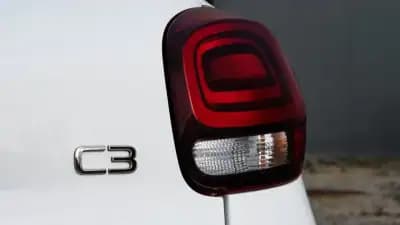 Sell Citroën C3 2021 - 10999 EUR, 99000 km - AUTO.MOTO.pt