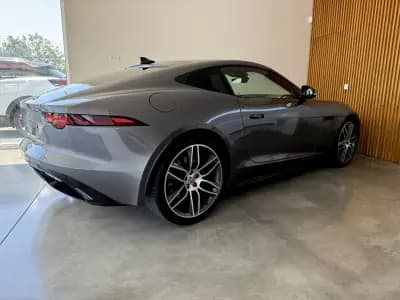 Vendo Jaguar F-Type 2018 - 46000 EUR, 64200 km - AUTO.MOTO.pt
