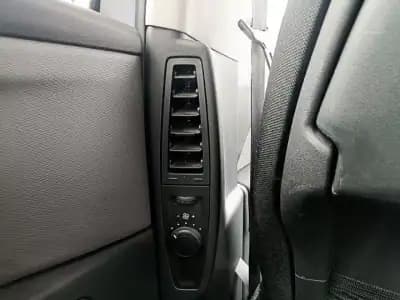 Sell Citroën C4 Spacetourer 2019 - 19900 EUR, 90359 km - AUTO.MOTO.pt