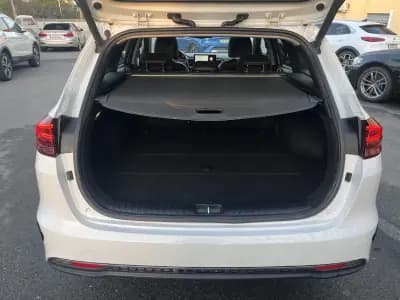 Vendo Kia Ceed SW 2020 - 18450 EUR, 180000 km - AUTO.MOTO.pt