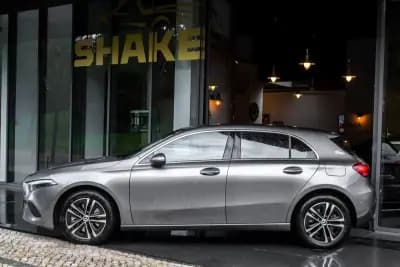 Vendo Mercedes-Benz A 250 2024 - 34990 EUR, 16557 km - AUTO.MOTO.pt