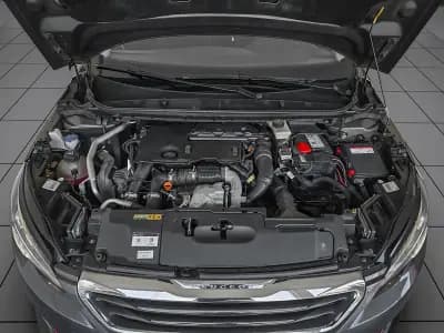 Sell Peugeot 308 SW 2015 - 13950 EUR, 179000 km - AUTO.MOTO.pt