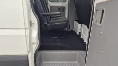 Vendo Volkswagen Crafter 2015 - 19900 EUR, 193603 km - AUTO.MOTO.pt