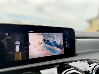 Sell Mercedes-Benz CLA 200 2020 - 32950 EUR, 76000 km - AUTO.MOTO.pt