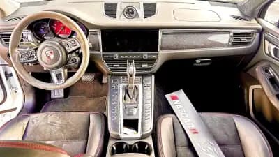 Sell Porsche Macan 2021 - 89500 EUR, 94000 km - AUTO.MOTO.pt