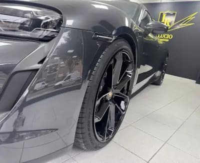 Sell Porsche Taycan 2021 - 63000 EUR, 95033 km - AUTO.MOTO.pt