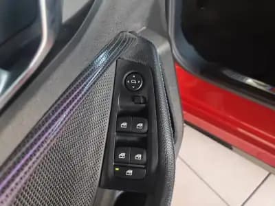 Vendo BMW 120 2020 - 27500 EUR, 113000 km - AUTO.MOTO.pt