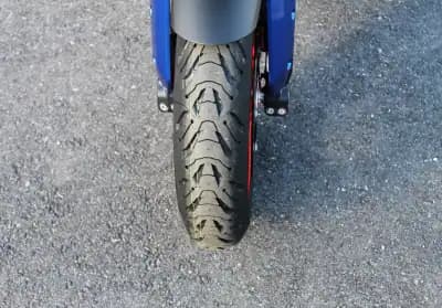 Sell BMW F 900 XR 2025 - 15800 EUR, 100 km - AUTO.MOTO.pt