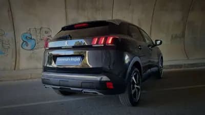 Vendo Peugeot 3008 2020 - 21500 EUR, 90000 km - AUTO.MOTO.pt
