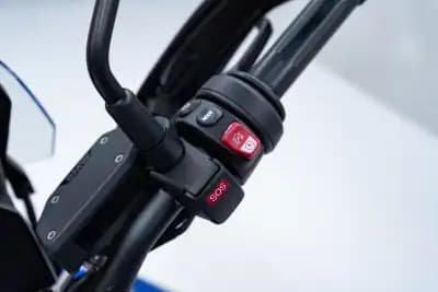 Vendo mota BMW R 1300 GS 2024 - 20950 EUR, 6100 km - AUTO.MOTO.pt