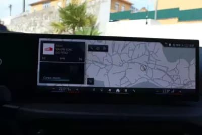 Vendo BMW 330 2025 - 54980 EUR, 18652 km - AUTO.MOTO.pt