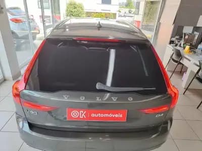 Sell Volvo V90 2018 - 20990 EUR, 188000 km - AUTO.MOTO.pt