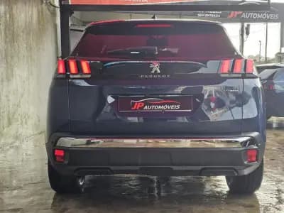 Vendo Peugeot 3008 2020 - 18999 EUR, 72900 km - AUTO.MOTO.pt