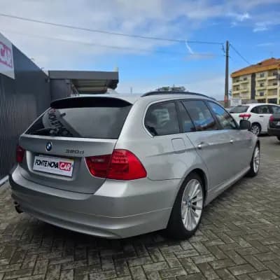 Vendo BMW 320 2010 - 12950 EUR, 136099 km - AUTO.MOTO.pt