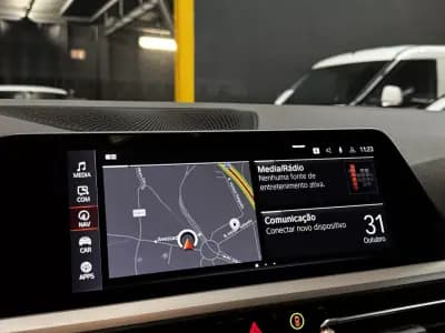 Vendo BMW 318 2022 - 29990 EUR, 100253 km - AUTO.MOTO.pt