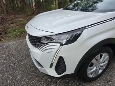 Vendo Peugeot 3008 2021 - 21900 EUR, 148000 km - AUTO.MOTO.pt