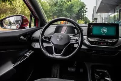 Vendo Volkswagen ID.4 2021 - 26990 EUR, 66500 km - AUTO.MOTO.pt