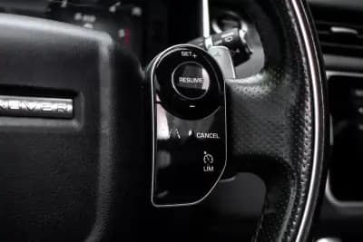 Vendo Land Rover Range Rover Sport 2018 - 41990 EUR, 170206 km - AUTO.MOTO.pt