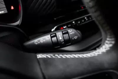 Sell Abarth 500e 2024 - 29450 EUR, 11076 km - AUTO.MOTO.pt