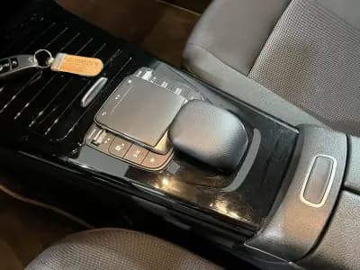 Vendo Mercedes-Benz A 180 Limousine 2020 - 22600 EUR, 114696 km - AUTO.MOTO.pt