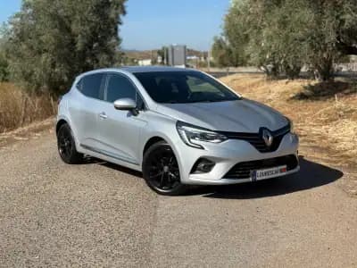Vendo Renault Clio 2020 - 13480 EUR, 93000 km - AUTO.MOTO.pt