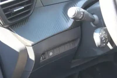 Sell Peugeot 2008 2022 - 19750 EUR, 92250 km - AUTO.MOTO.pt