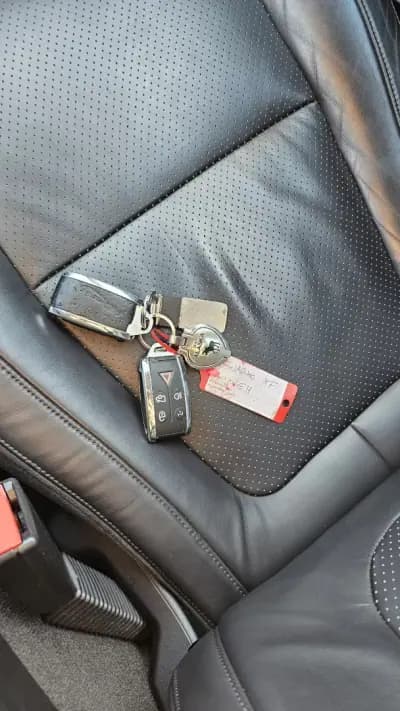 Sell Jaguar XF 2008 - 11900 EUR, 231206 km - AUTO.MOTO.pt