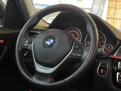 Vendo BMW 320 2017 - 19990 EUR, 185000 km - AUTO.MOTO.pt