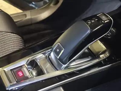 Vendo Peugeot 3008 2022 - 21990 EUR, 34669 km - AUTO.MOTO.pt