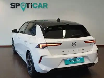 Sell Opel Astra 2023 - 31000 EUR, 11950 km - AUTO.MOTO.pt