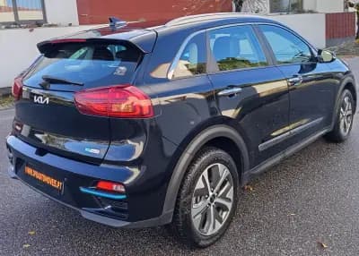 Vendo Kia e-Niro 2022 - 23490 EUR, 65800 km - AUTO.MOTO.pt