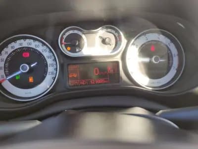 Sell Fiat 500L 2014 - 11900 EUR, 121000 km - AUTO.MOTO.pt