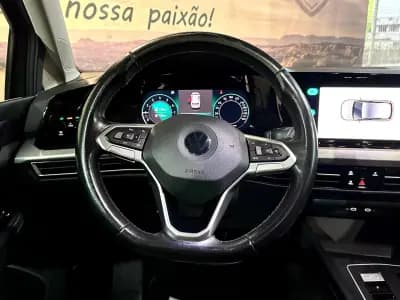 Sell Volkswagen Golf 2022 - 21900 EUR, 66125 km - AUTO.MOTO.pt