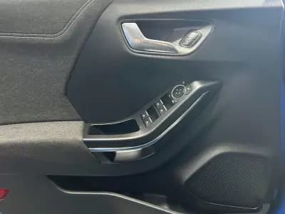 Sell Ford Puma 2023 - 18500 EUR, 98000 km - AUTO.MOTO.pt