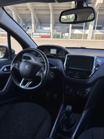 Sell Peugeot 2008 2015 - 12490 EUR, 96500 km - AUTO.MOTO.pt