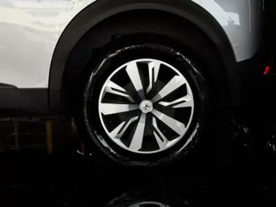 Sell Peugeot 2008 2023 - 17990 EUR, 106542 km - AUTO.MOTO.pt