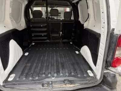 Vendo Citroën Berlingo 2015 - 8900 EUR, 221000 km - AUTO.MOTO.pt