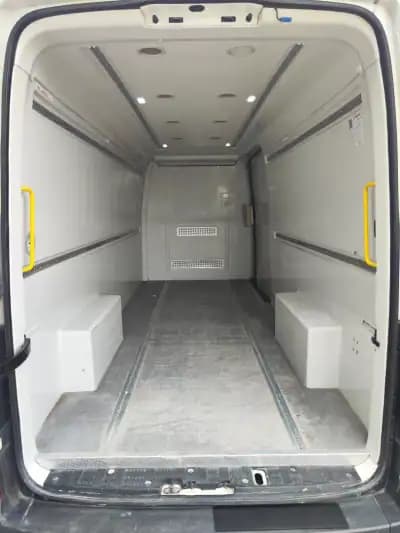 Vendo Volkswagen Crafter 2019 - 17980 EUR, 250000 km - AUTO.MOTO.pt