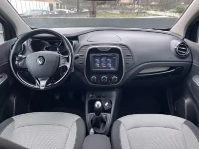 Vendo Renault Captur 2015 - 11900 EUR, 133000 km - AUTO.MOTO.pt