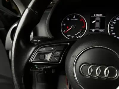 Vendo Audi A3 Sportback 2017 - 15990 EUR, 203700 km - AUTO.MOTO.pt