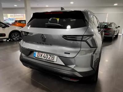 Vendo Renault Scénic E-Tech 2024 - 40990 EUR, 9000 km - AUTO.MOTO.pt
