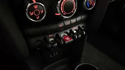 Vendo MINI 2015 - 11990 EUR, 159228 km - AUTO.MOTO.pt