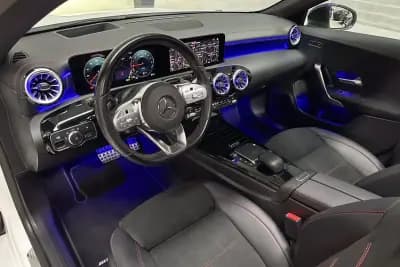 Vendo Mercedes-Benz CLA 250 2022 - 32950 EUR, 38283 km - AUTO.MOTO.pt