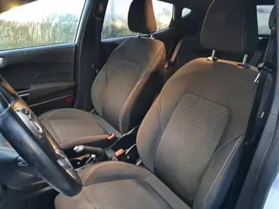 Sell Ford Fiesta 2018 - 12990 EUR, 169000 km - AUTO.MOTO.pt