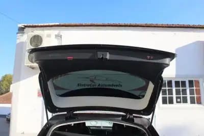 Vendo Mercedes-Benz E 220 2024 - 55980 EUR, 29555 km - AUTO.MOTO.pt